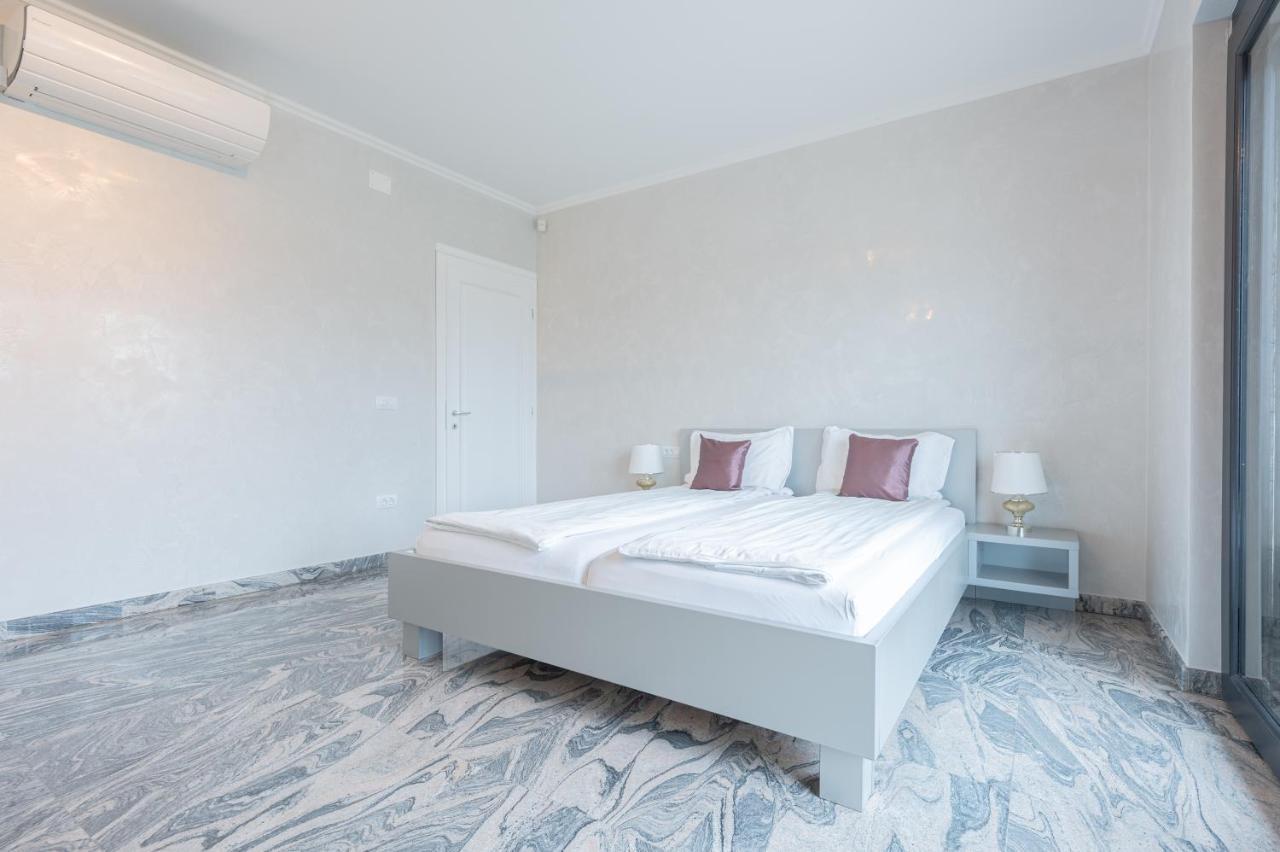 Casa Fischer Apartment Ciheiu ภายนอก รูปภาพ