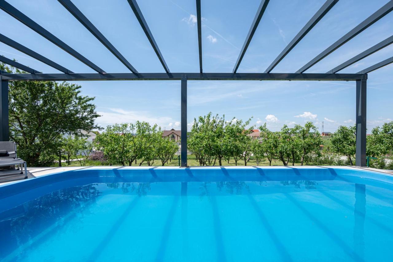 Casa Fischer Apartment Ciheiu ภายนอก รูปภาพ