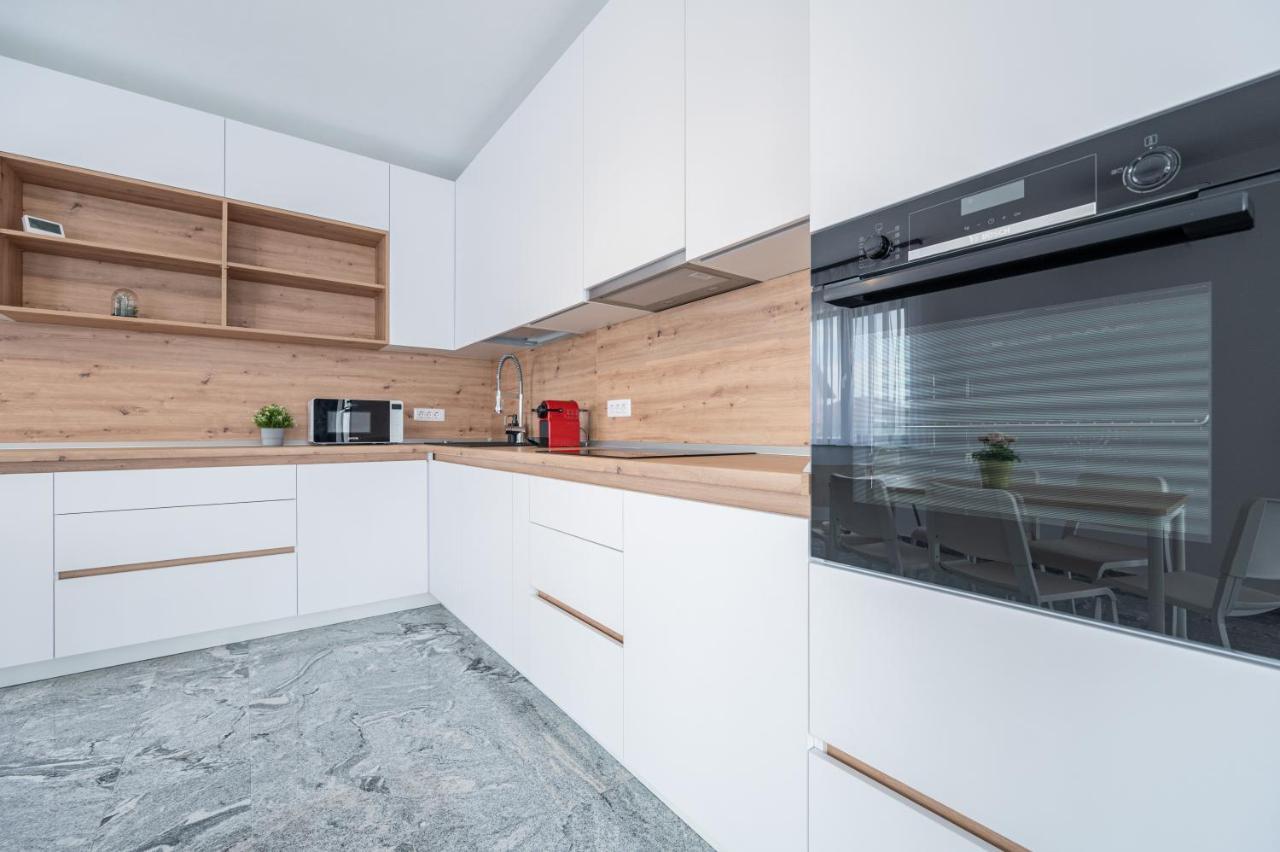 Casa Fischer Apartment Ciheiu ภายนอก รูปภาพ