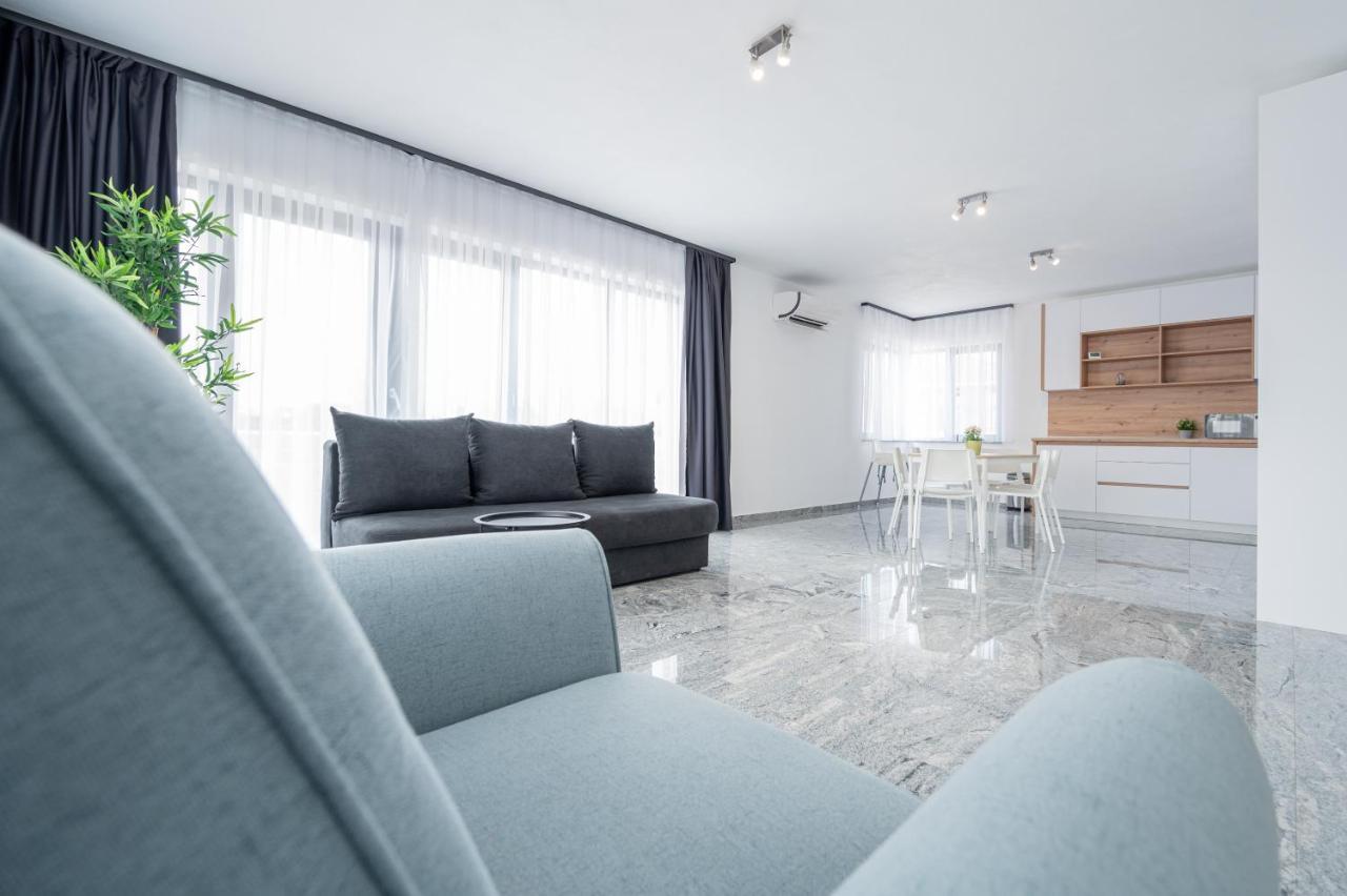 Casa Fischer Apartment Ciheiu ภายนอก รูปภาพ