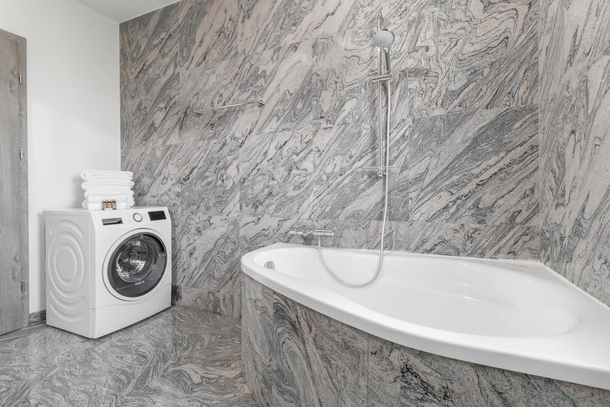Casa Fischer Apartment Ciheiu ภายนอก รูปภาพ